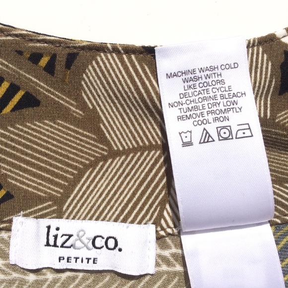 Liz & Co. Petite size PS floral tank top scoop neck polyester - Picture 6 of 6